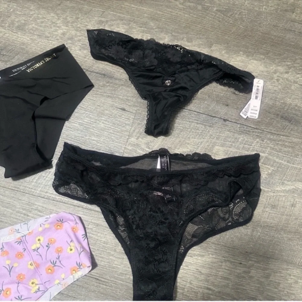 Victoria's Secret women’s underwear bundle - Picture 3 of 4